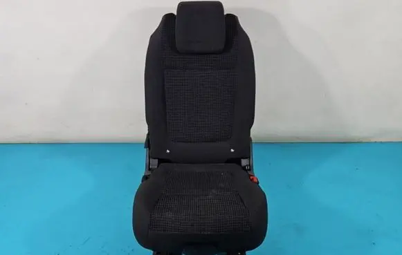 Peugeot 5008 Second row seats IMPRK1385842