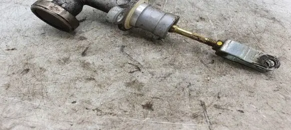Nissan X-Trail T30 Clutch slave cylinder NOCODE