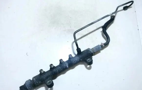 Toyota Corolla Verso AR10 Fuel main line pipe