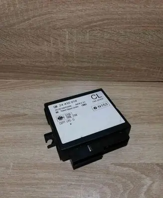 Opel Zafira A Comfort/convenience module 24410018