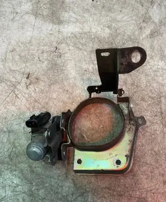 Mitsubishi L200 Fuel filter bracket/mount holder 