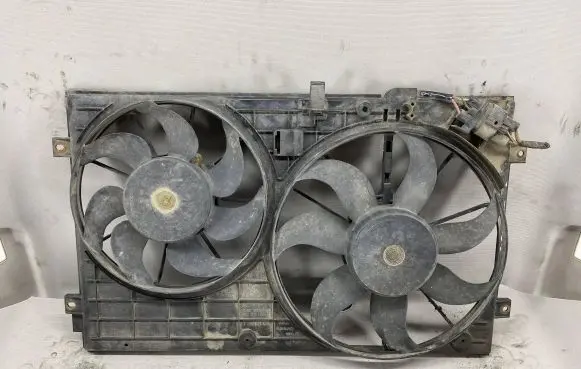 Volkswagen PASSAT B6 Fan set 1K0121207T