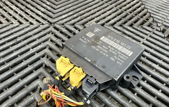 Porsche Panamera (970) Parking PDC control unit/module 97061818305