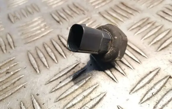Mercedes-Benz CLK A209 C209 Air conditioning (A/C) pressure sensor