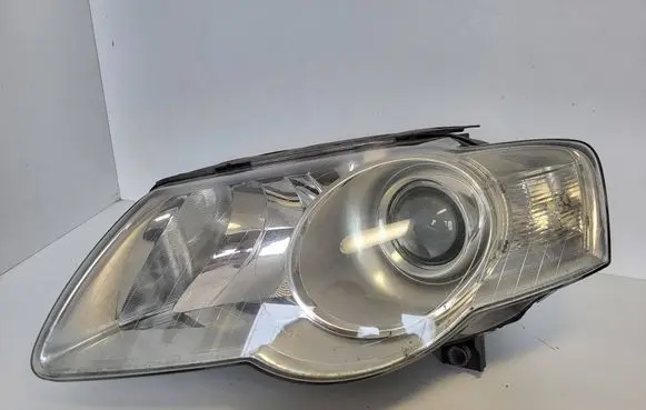 Volkswagen PASSAT B6 Headlight/headlamp 89316410