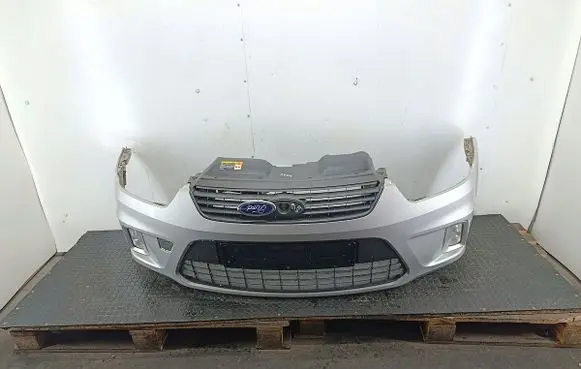 Ford Focus C-MAX Front bumper 