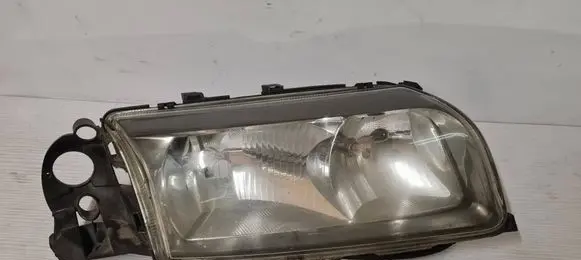 Volvo S80 Headlight/headlamp 8678547