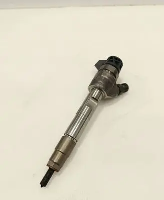 Mini Cooper Countryman R60 Fuel injector 8514146 0445110613