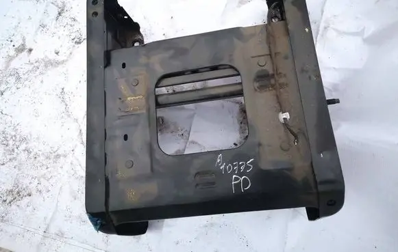 Nissan e-NV200 Driver seat console base 