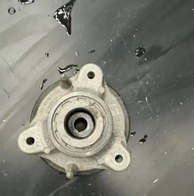 BMW X4 G02 Front upper strut mount 8067439