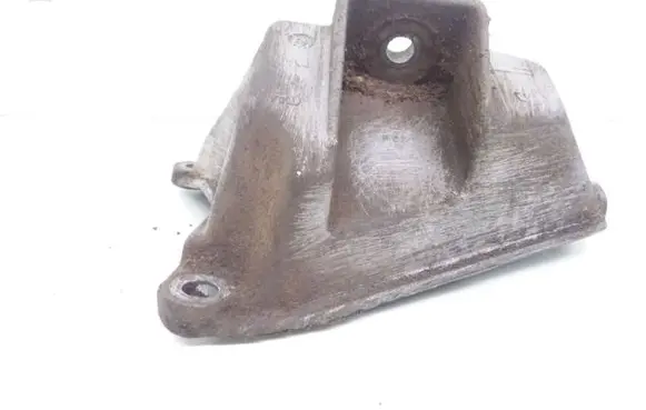 Renault Espace I Gearbox mounting bracket