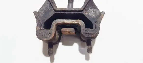 Mercedes-Benz ML W163 Engine mount bracket a1632400417