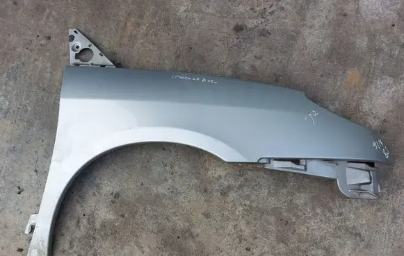 Citroen C8 Fender