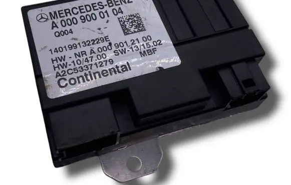 Mercedes-Benz A W176 Central body control module A3201 A0009000104