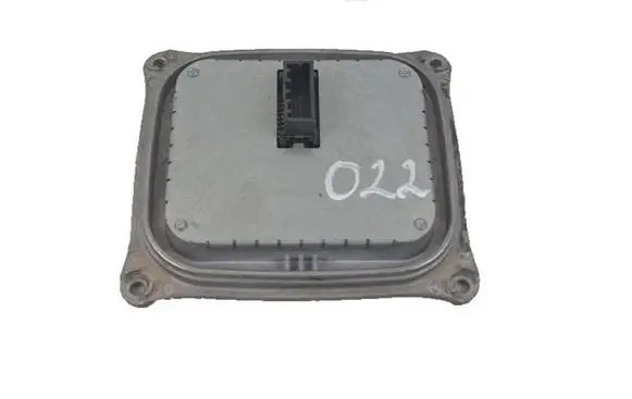 Alfa Romeo Stelvio Xenon control unit/module 147000026900