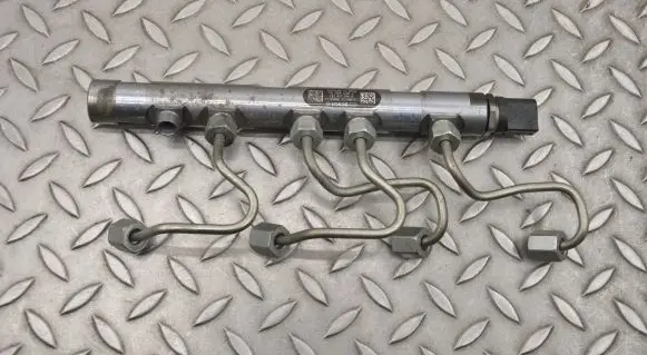 Fuel main line pipe