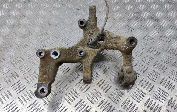 Volkswagen Golf VI Rear wheel hub