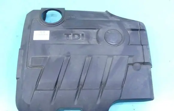 Skoda Superb B6 (3T) Engine cover (trim) 03L103925 IMPRK1180448