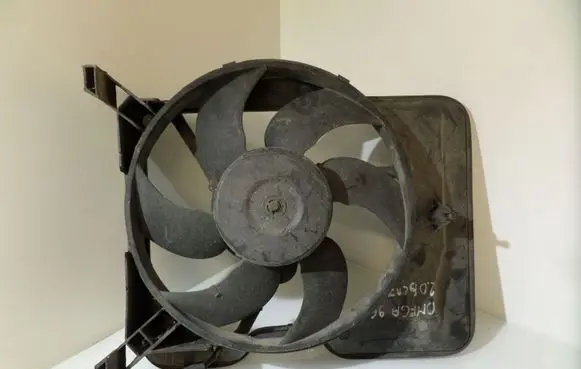 Opel Omega B1 Fan set 90570701 2225517