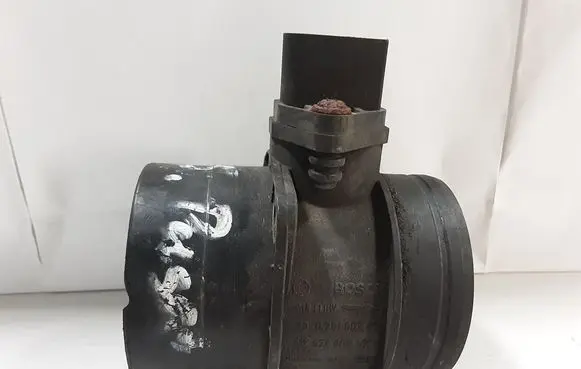 Audi A4 S4 B7 8E 8H Mass air flow meter 0281002461 074906461B
