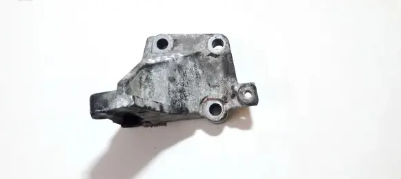 Ford Mondeo MK II Engine mounting bracket 92ff9k552da