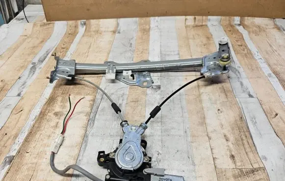 Lexus ES 250 - 300 - 330 Rear door window regulator with motor 8571033090 0621007992