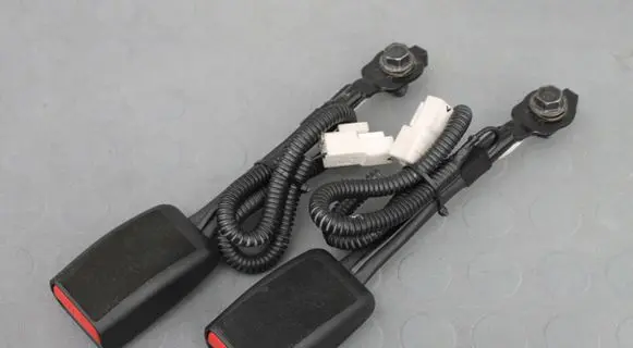 KIA Optima Seat belt trim 