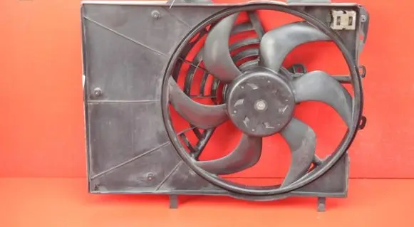Citroen C3 Picasso Electric radiator cooling fan 9682895680