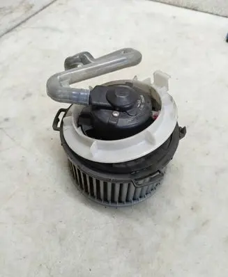 Mazda 3 I Heater fan/blower HB111 BN7N025B17 8940000