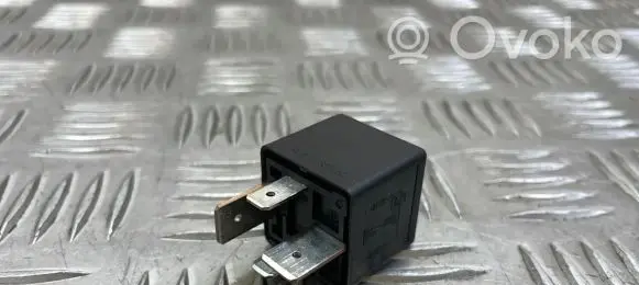 Volvo V70 Other relay 9441158