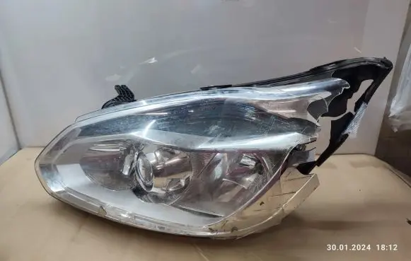 Ford Transit Custom Headlight/headlamp BK2113D153BH