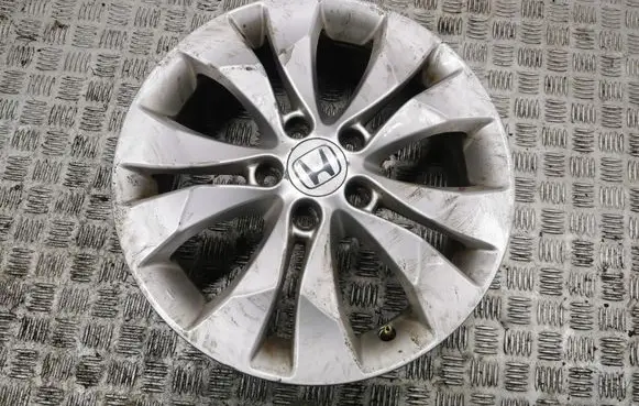 R17 alloy rim