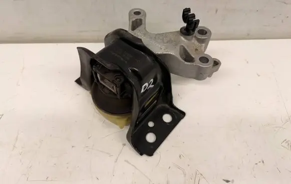 Dacia Duster II Engine mounting bracket D2LAPSIL1 112103095R 112849985R