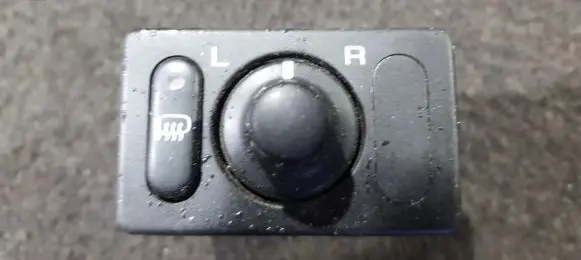 Nissan Maxima Wing mirror switch