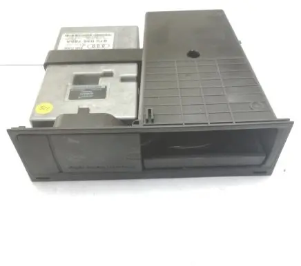 Audi A5 8T 8F Head unit multimedia control 8T0035785A