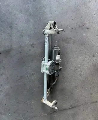 Skoda Fabia Mk3 (NJ) Front wiper linkage and motor 5JB955113