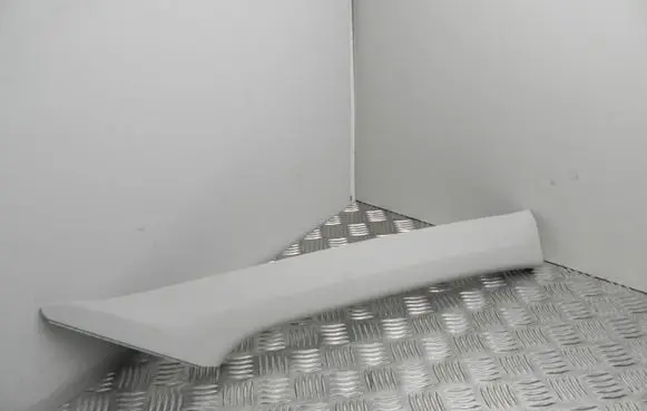 (A) pillar trim