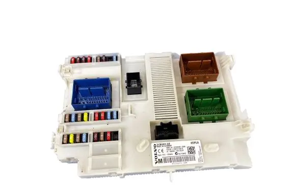 Volvo XC60 Fuse box set 31384931AB 31384931 98HL143720040KAA