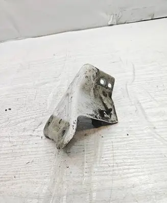 Seat Toledo IV (NH) Fender mounting bracket 5JA821142A