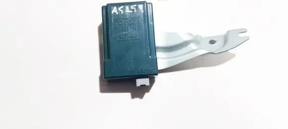 Lexus IS 220D-250-350 Door control unit/module 8974053060 251300-3520