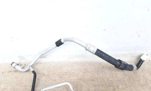 Audi Q7 4M Air conditioning (A/C) pipe/hose 4M1820740K