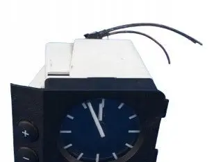 BMW 3 E36 Clock 1387414