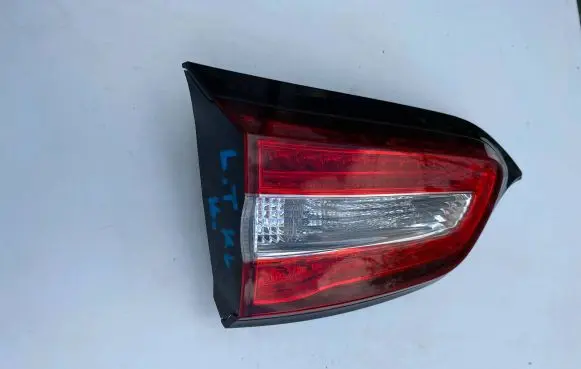 Jeep Cherokee Tailgate rear/tail lights 68102921AC