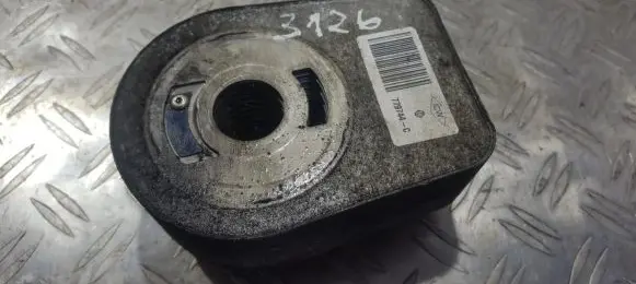 Engine oil radiator
