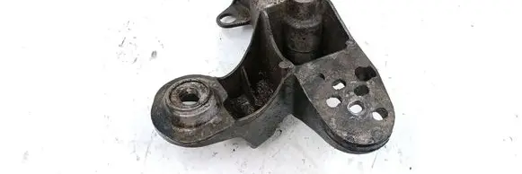 Volkswagen PASSAT B5 Engine mounting bracket 4B0199351A