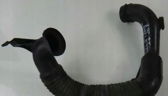 Toyota Corolla Verso E121 Engine coolant pipe/hose 3243346