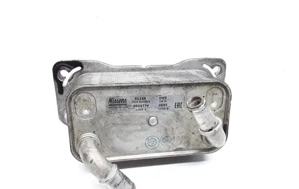 Volvo V40 Engine oil radiator 