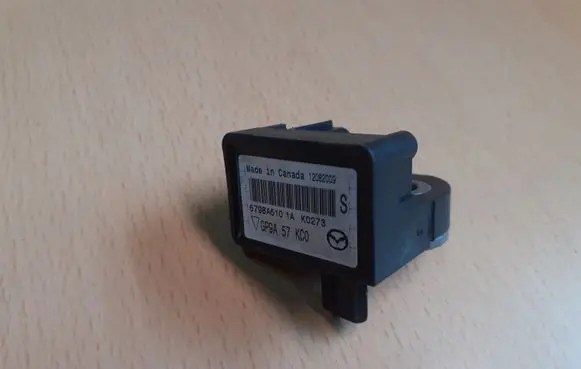 Mazda CX-7 Airbag deployment crash/impact sensor GP9A57KC0 67A481171AK0273