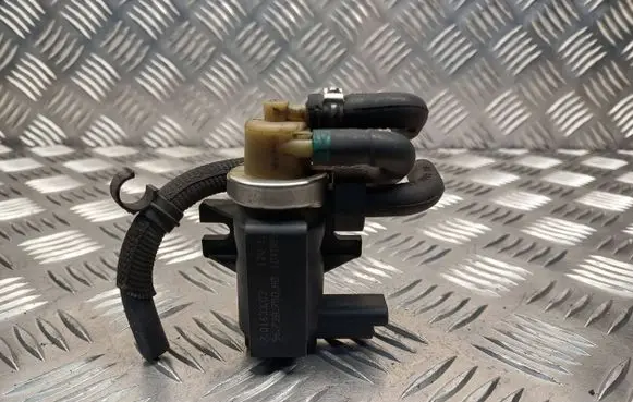 Citroen DS3 Turbo solenoid valve 9672875080 70163302