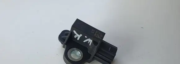 Nissan Qashqai Airbag deployment crash/impact sensor